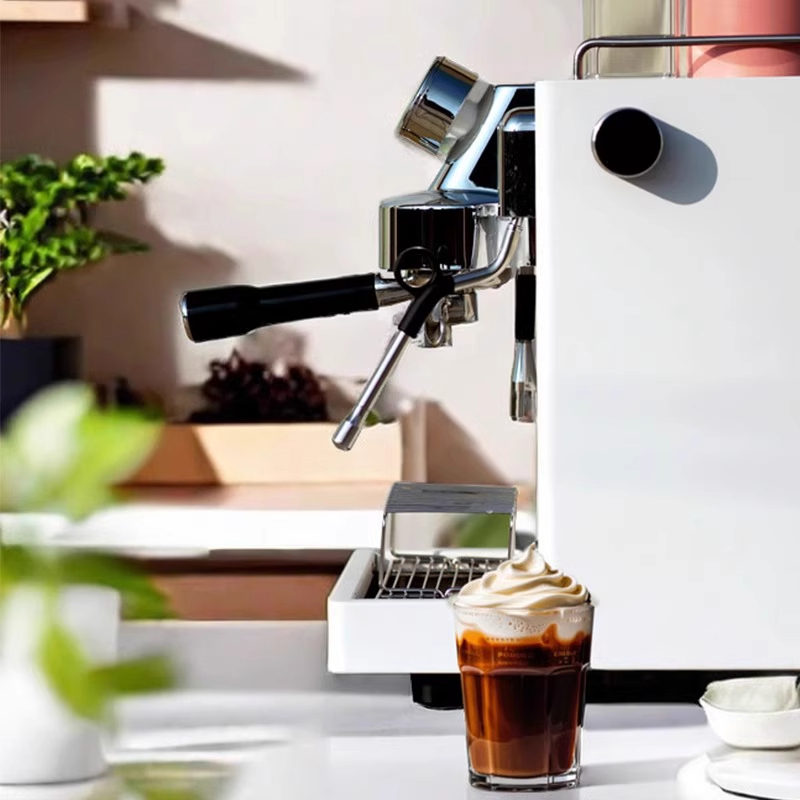 Espresso Machine Semi Auto - ماكينة إسبريسو احترافية مدمجة بخزان المياه